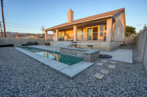 Beautiful 3 Bedroom Vacation Home, 15 Min from Agua Caliente Casino & the Strip